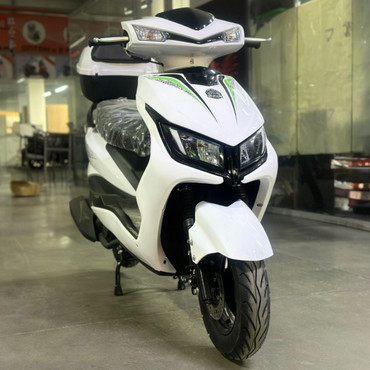 Скутер бензиновый M8 150cc